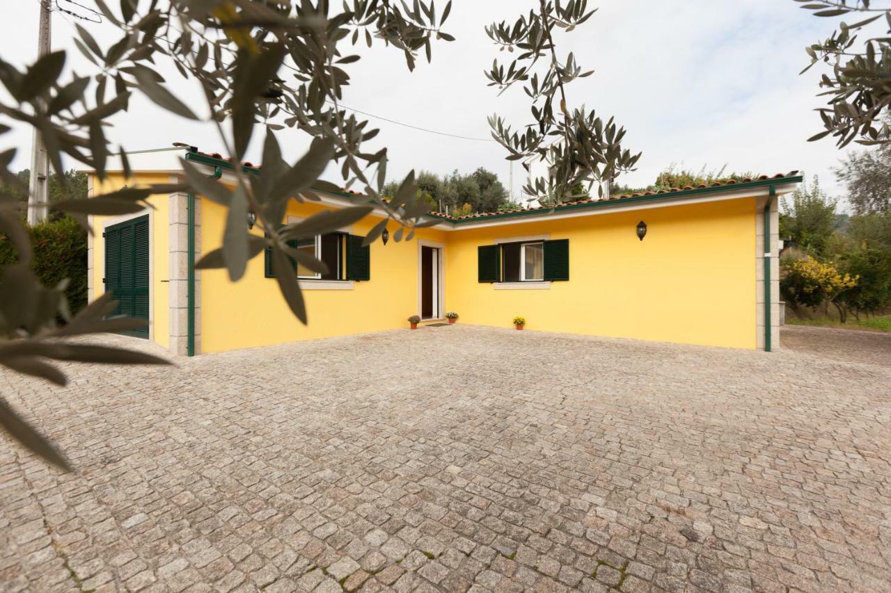 Casa Dos Limoeiros Em Ribas Villa Celorico De Basto Exterior foto